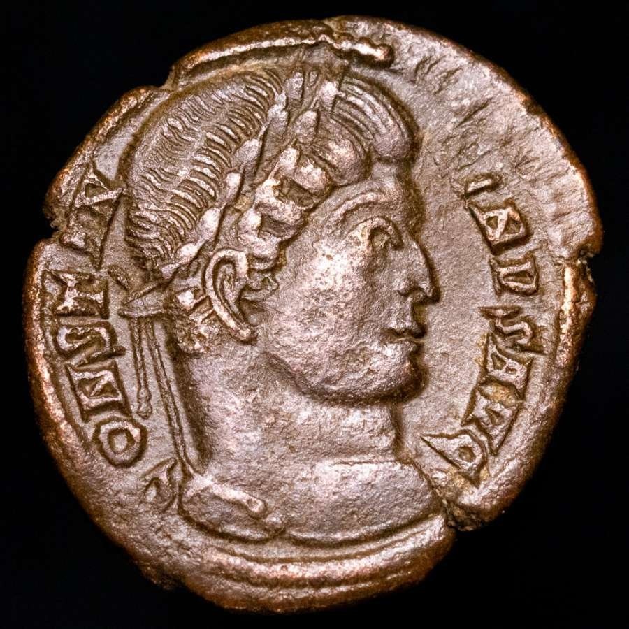 Obverse — laureate portrait of Constantine I