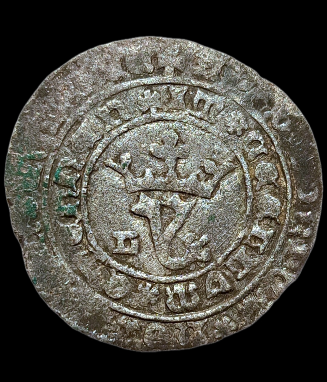 Reverse — Crown